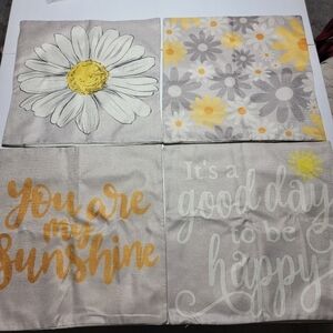4 pillow covers 17.5 X 17.5 "you are my Sunshine" theme. Zippered